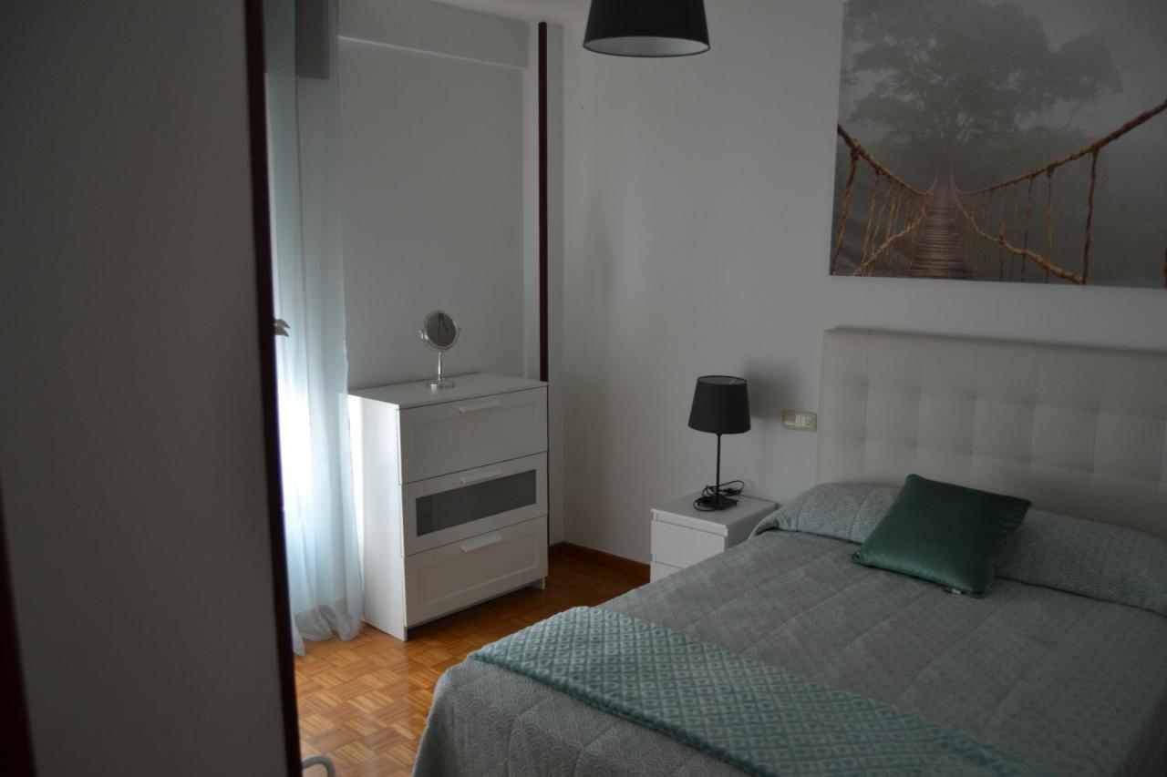 Inmoinsuas Train Station Appartement Sarria Buitenkant foto